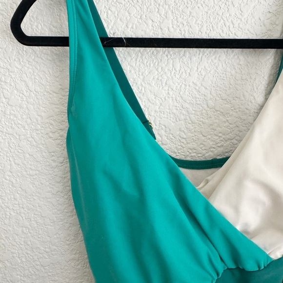 Shade & Shore Green and Cream Swimsuit - Picture 5 of 9